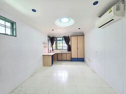 Blk 458 Choa Chu Kang Avenue 4 (Choa Chu Kang), HDB Executive #525119551